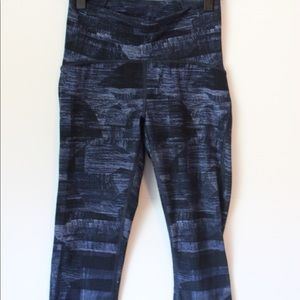LULULEMON Train Times Crop Midnight Navy Black